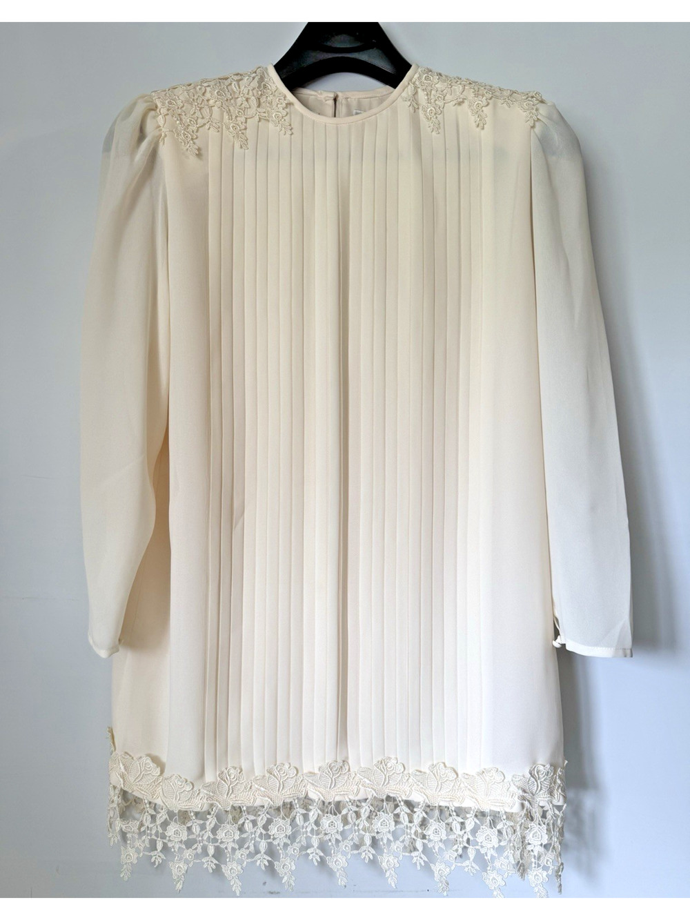 Liz Roberts BLOUSE Pleated Pullover Shoulder Pads Lined Cream Womens 14  Vintage